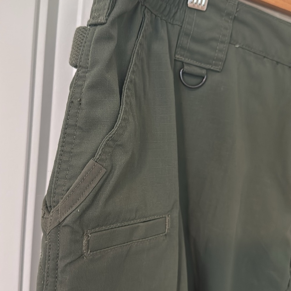 5.11 Tactical Series Men’s Shorts Green Size 40 RN109614 - Picture 3 of 7
